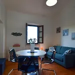 Duca House Small Вилла